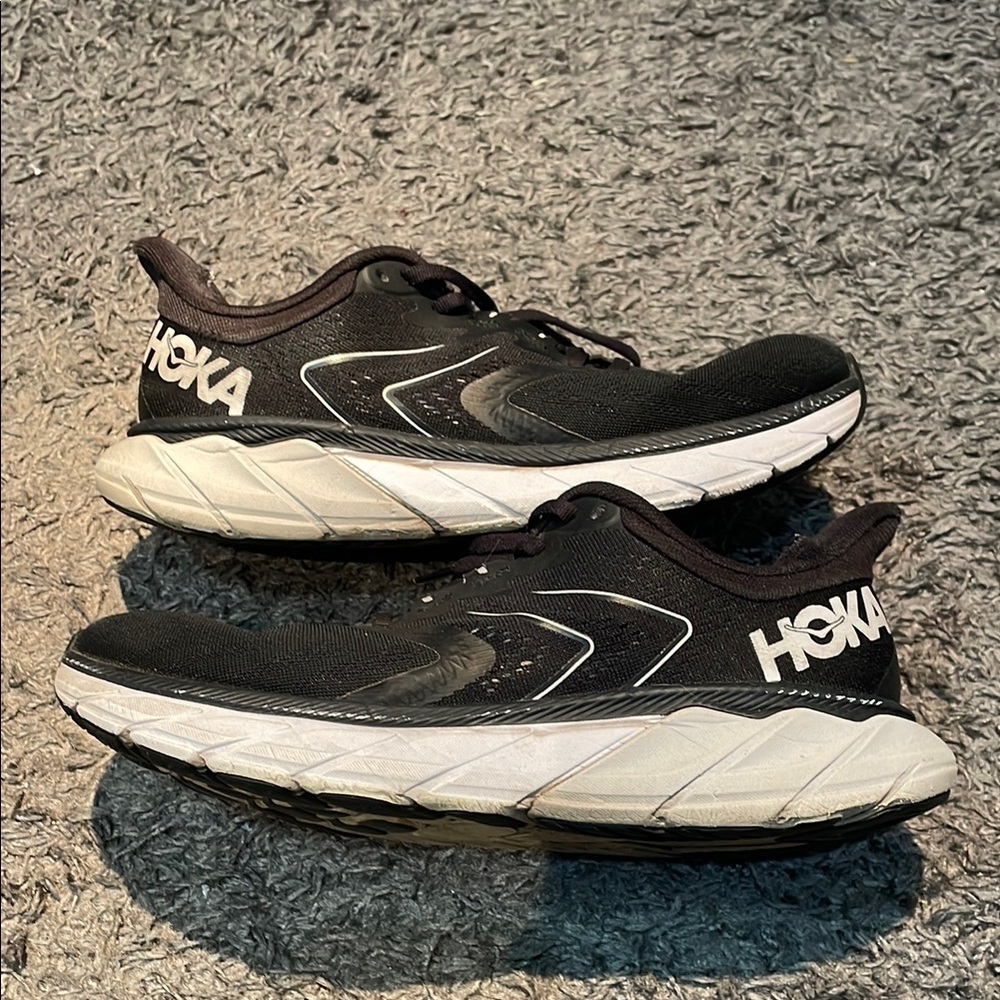 Hoka arahi 5